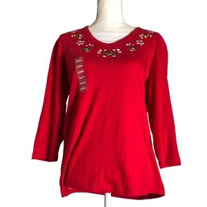 Trilogy embroidered/rhinestone long sleeve Xmas tee. Sz Med. New